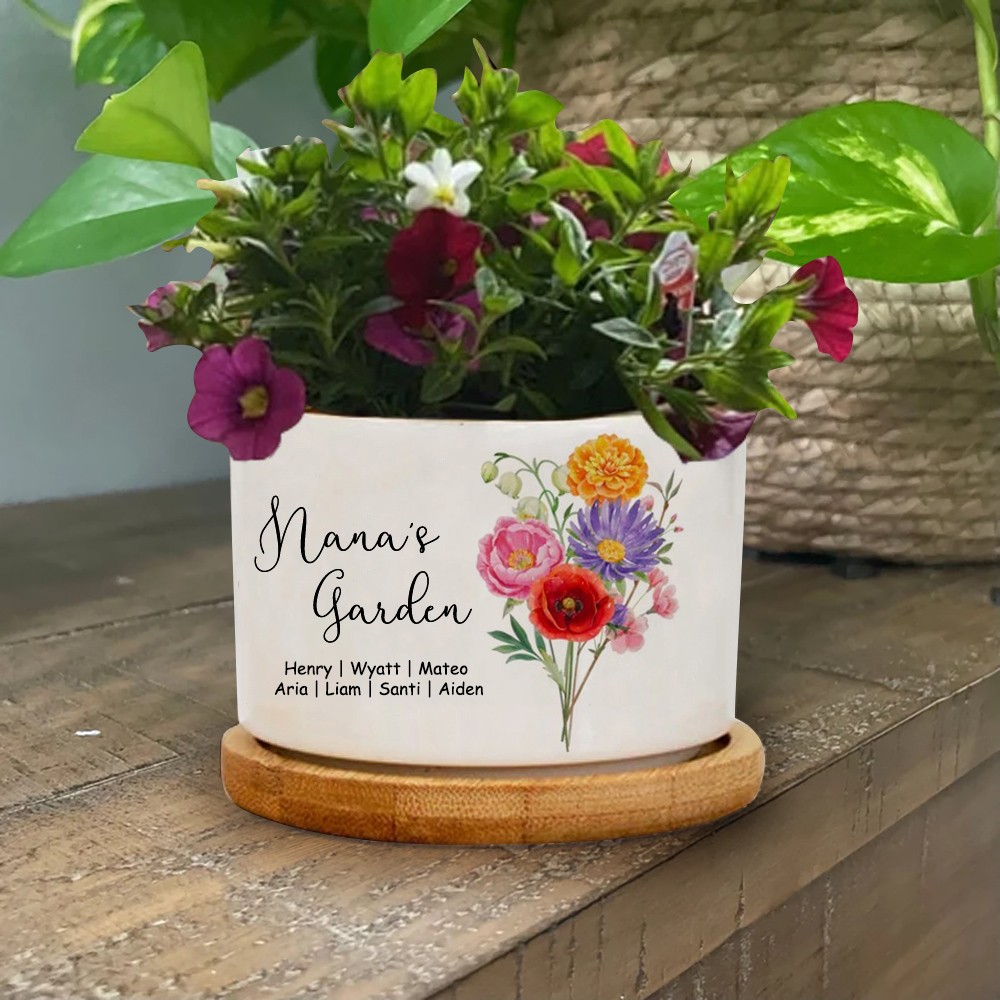 Personalized Birth Month Flower Pots with Grandkids Names, Mothers Day Gift for grandma,Gigi, Grammy, Mom, Nana