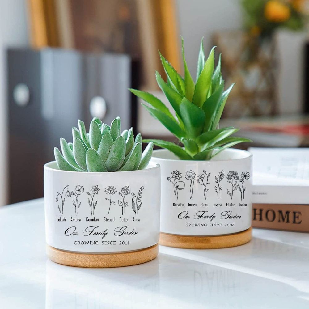 Personalized Birth Month Flower Pots with Grandkids Names, Mothers Day Gift for Mum,Gigi, Grammy, Mom, Nana