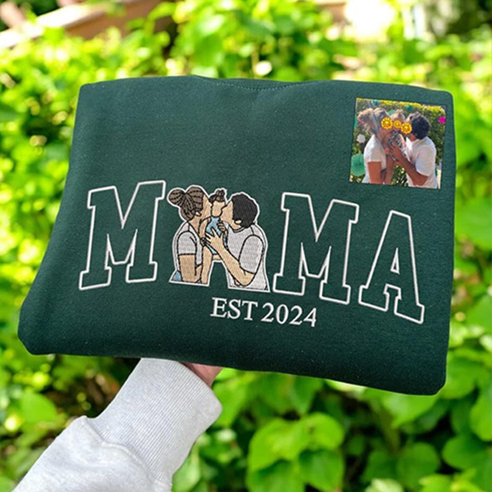 Mama Sweatshirt with Photo, Custom Embroidered Hoodie Mama and Kids Portrait