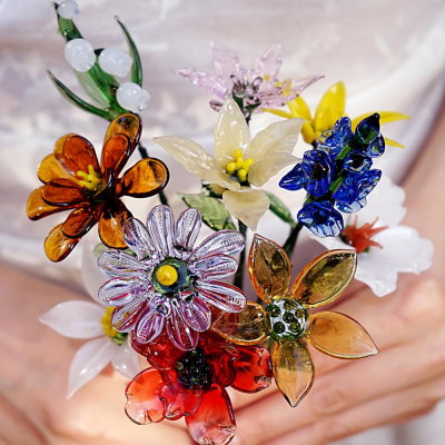 Custom Glass Birthday Flowers for All 12 Months of Birth.