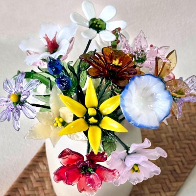 Custom Glass Birthday Flowers for All 12 Months of Birth.
