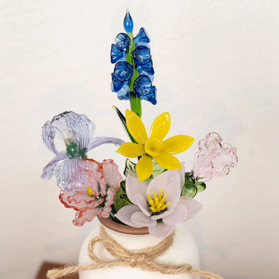 Custom Glass Birthday Flowers for All 12 Months of Birth.