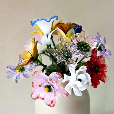 Custom Glass Birthday Flowers for All 12 Months of Birth.